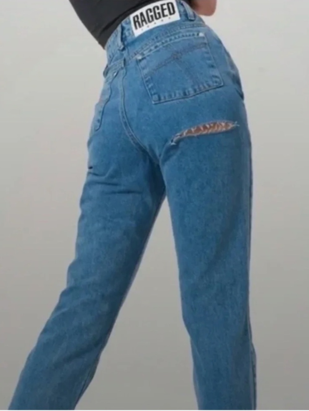 Ragged Priest Jeans High Rise Straight Leg Denim Size 26 Distressed Like New